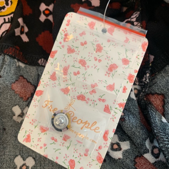 Free People Charlotte Sleeveless Top Size Small MSRP $98 - Picture 6 of 11